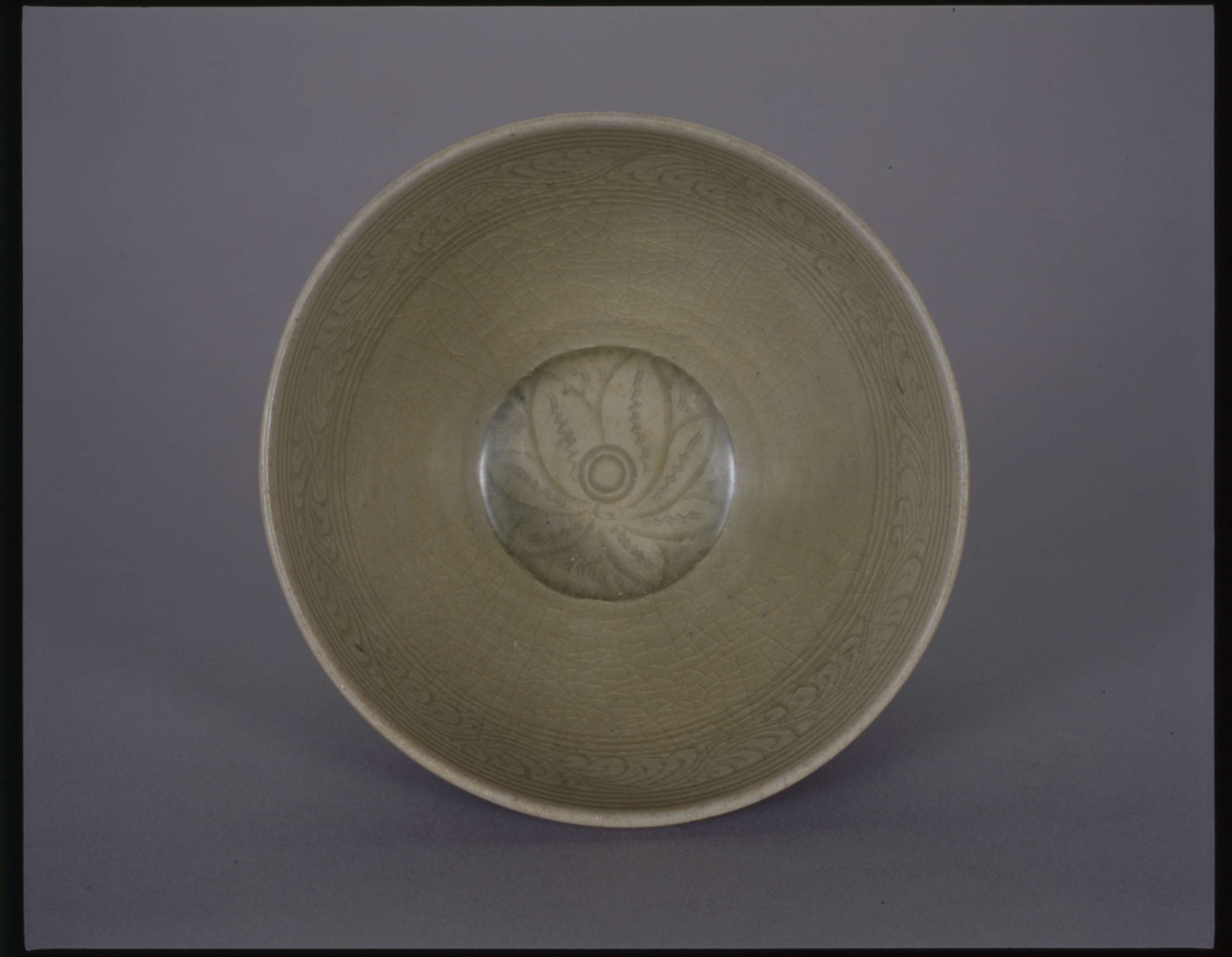 中国美術 竹根 刻 蓮花 碗 洗 13cmx9cm 文房四宝(K-LC561) 中国美術 竹根 刻 蓮花 碗 洗 13cmx9cm 文房四宝(K-LC561) 中国美術 竹