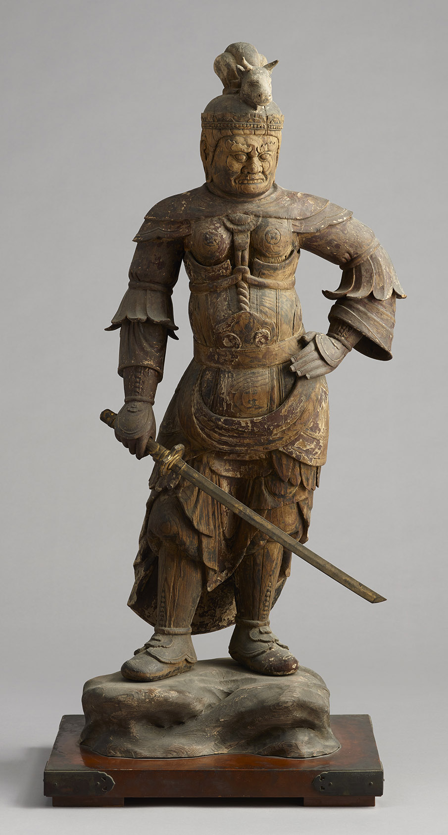 旧家蔵出　清国時代物　嘉慶元年務府 田黄石細工彫刻神獸御守り 文房具アンティーク 131010_444004526581636279006_9