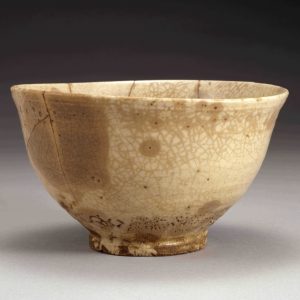《高麗雨漏茶碗》朝鮮王朝時代 15～16世紀