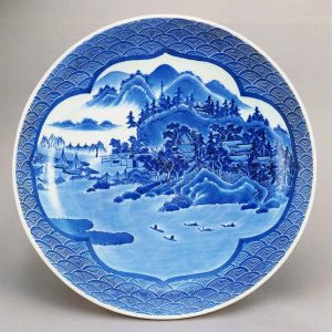 《鍋島 染付山水図大皿》