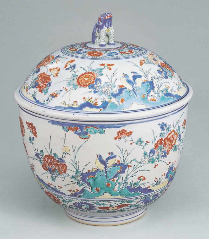 ≪柿右衛門様式 色絵花鳥文大蓋物≫