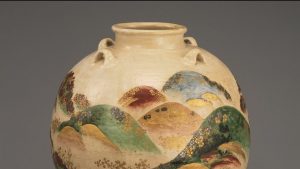 野々村仁清《色絵吉野山図茶壺》(重要文化財)