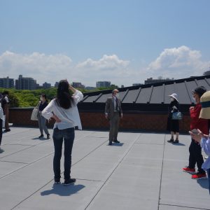 昨年の建築ツアーの様子