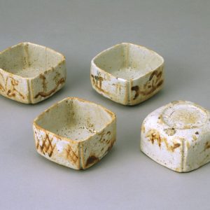志野四方向付